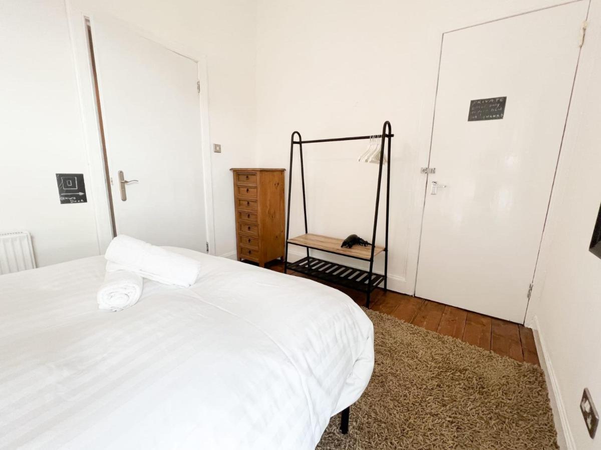Bohemian 1Br Flat In Abbeyhill Apartment Единбург Екстериор снимка