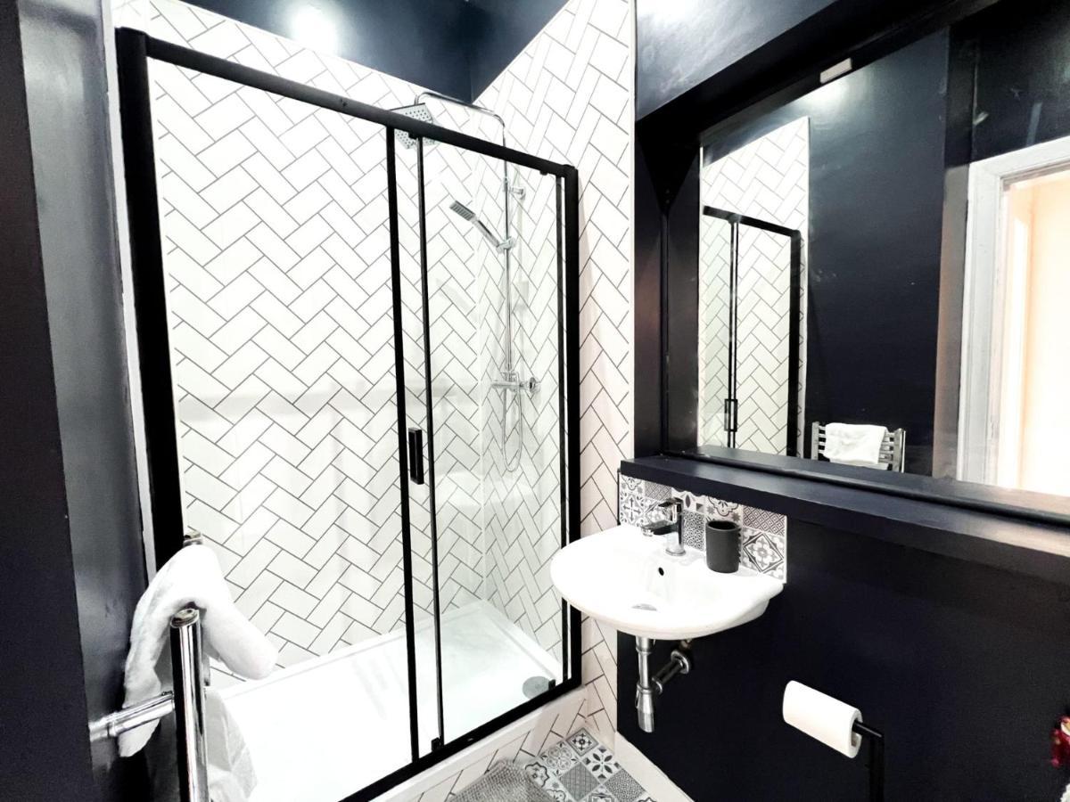 Bohemian 1Br Flat In Abbeyhill Apartment Единбург Екстериор снимка