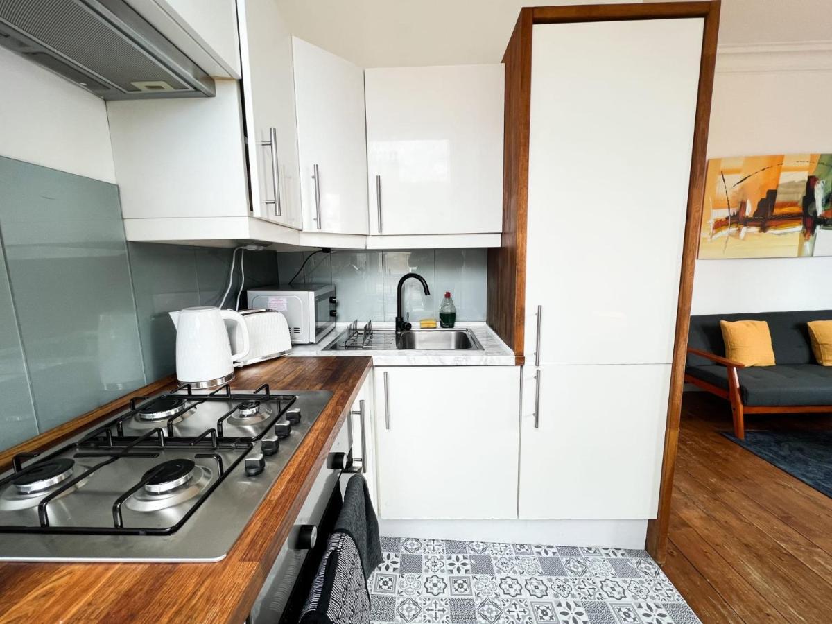 Bohemian 1Br Flat In Abbeyhill Apartment Единбург Екстериор снимка